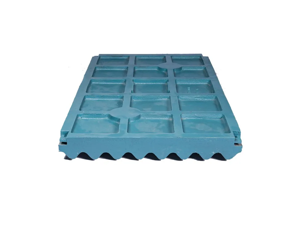 Swing jaw plate for a jaw crusher