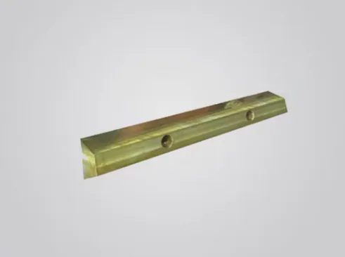 Toggle Seat